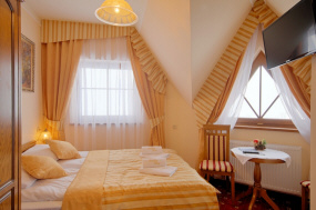 ZBOJECKI DWOR пансіянаты ў Польшчы горы Татры Букавіна Татжаньска начлегі адпачынак